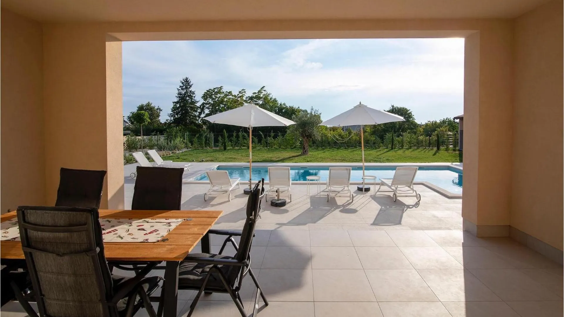 Villa Stella Smoljanci Holiday home